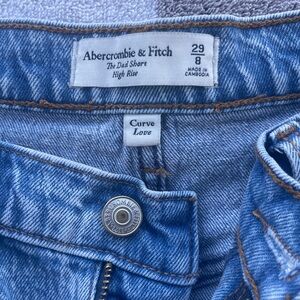 Abercrombie - The Dad Short